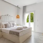 Ξενοδοχείο με διαμερίσματα Aeolos Thalia Αγγίδια
